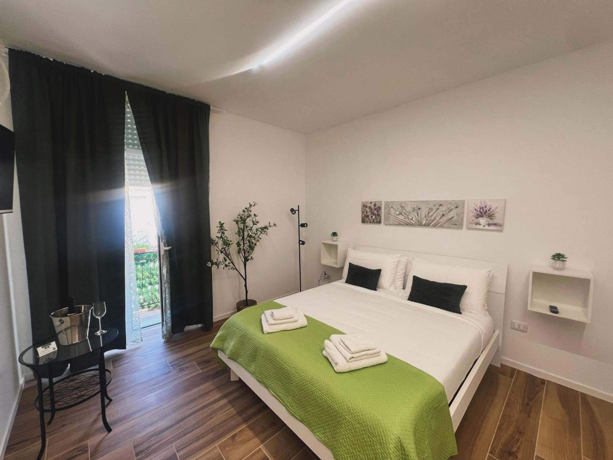 Porta Fortuna Rooms Eboli Bagian luar foto